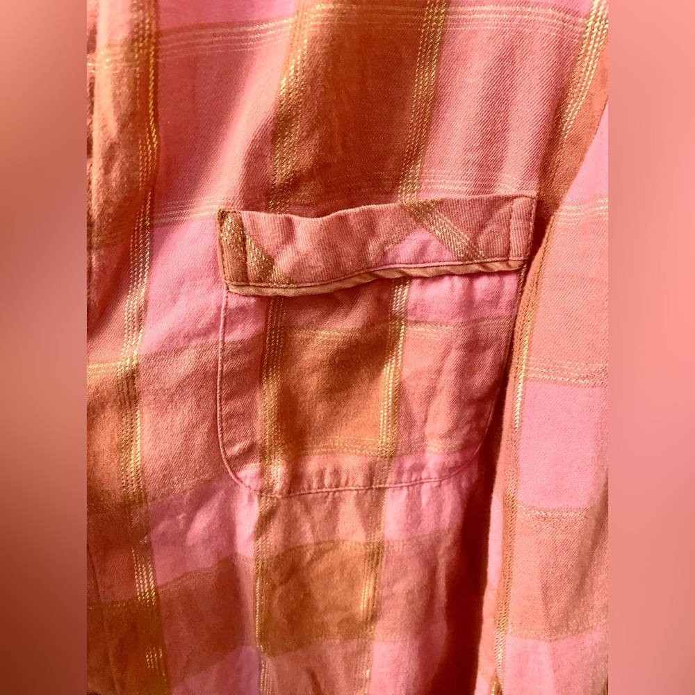 Victoria’s Secret Pink Button Down Top - Picture 2 of 6